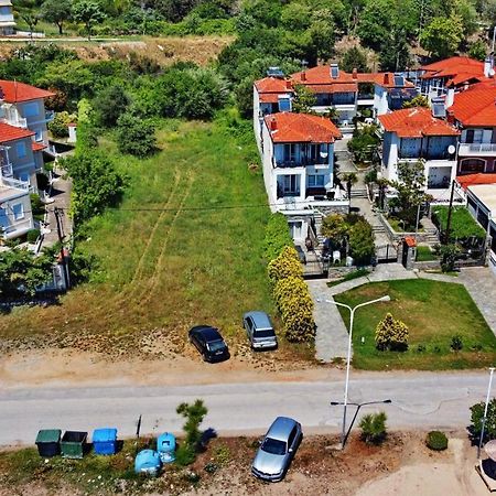 Beach Front Villa Nea Kallikrateia Extérieur photo
